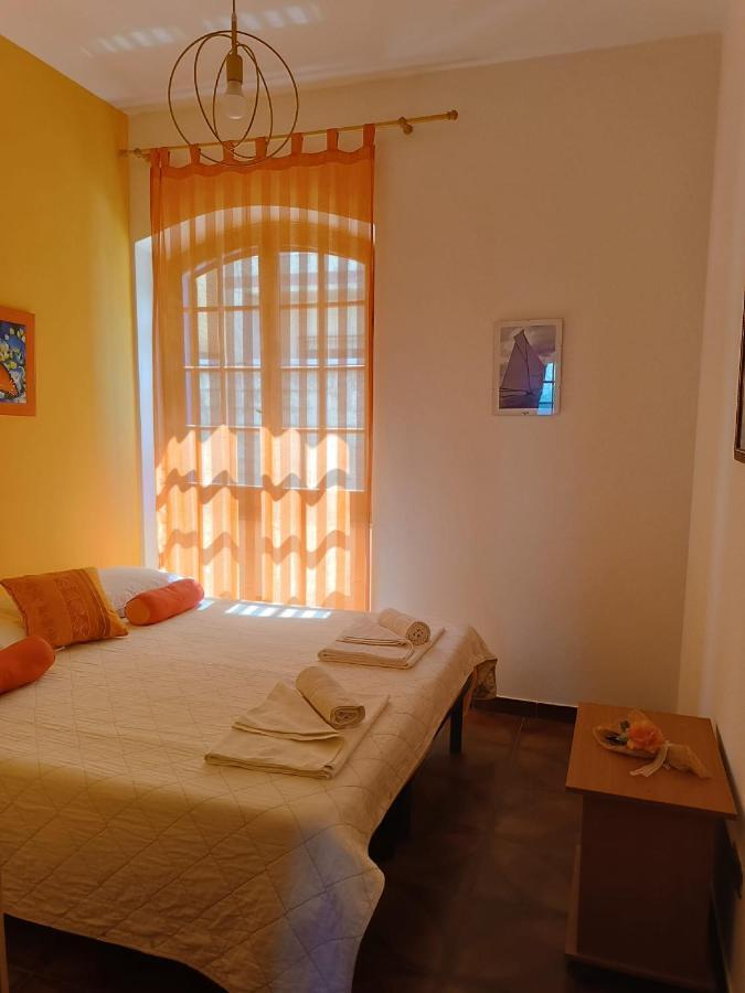 Brezza Marina Apartment Кастелсардо Екстериор снимка