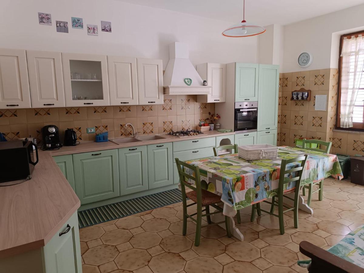 Brezza Marina Apartment Кастелсардо Екстериор снимка