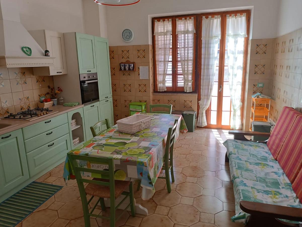 Brezza Marina Apartment Кастелсардо Екстериор снимка